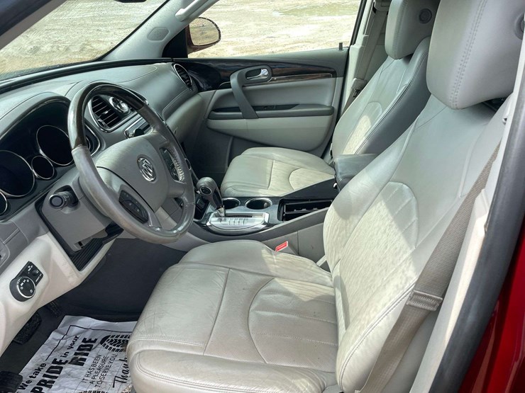 2016-buick-enclave-image-10
