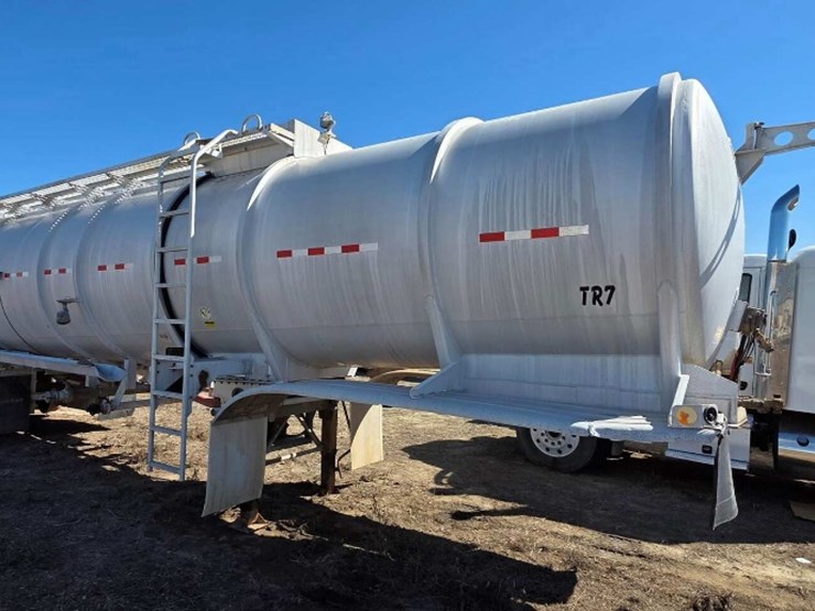 2012-polar-tanker-image-2