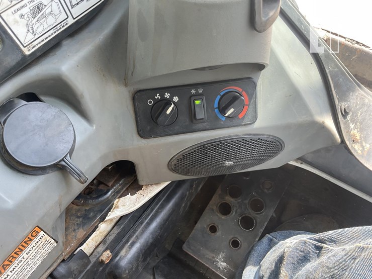 2018-bobcat-t770-image-15