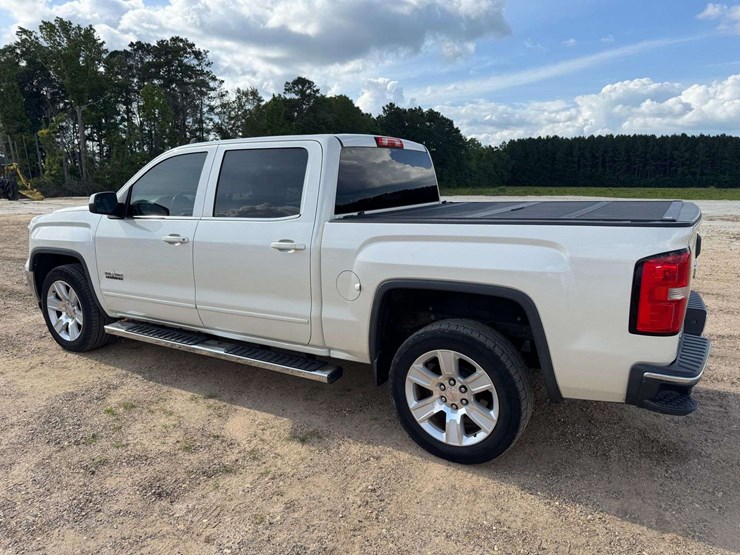 2015-gmc-sierra-1500-sle-image-4