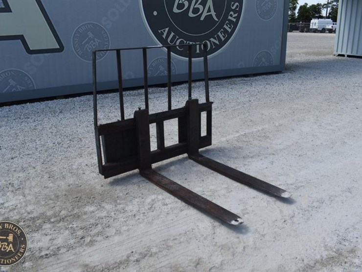 john-deere-2555-image-1