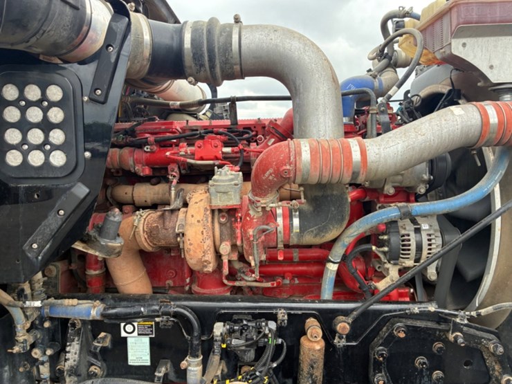 2018-kenworth-w900-image-9
