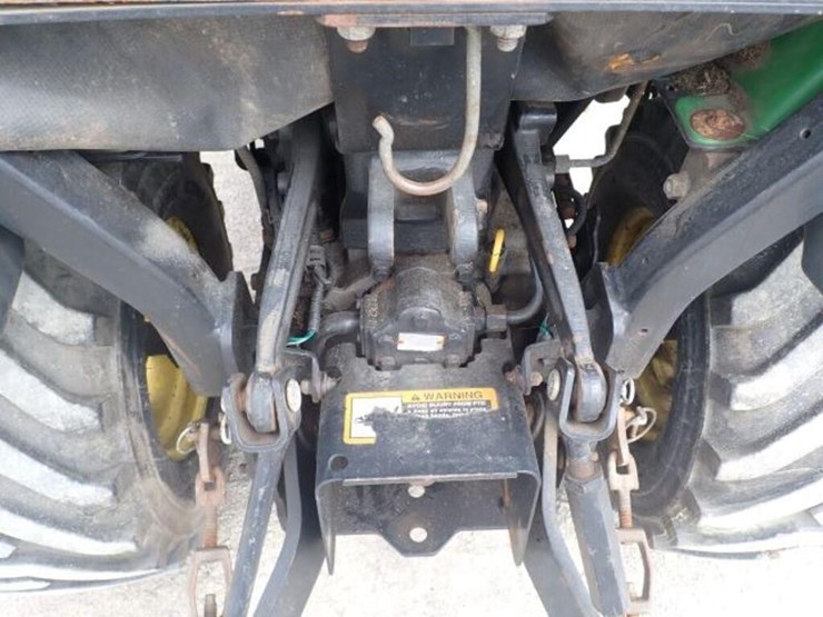 2011-john-deere-1023e-image-25
