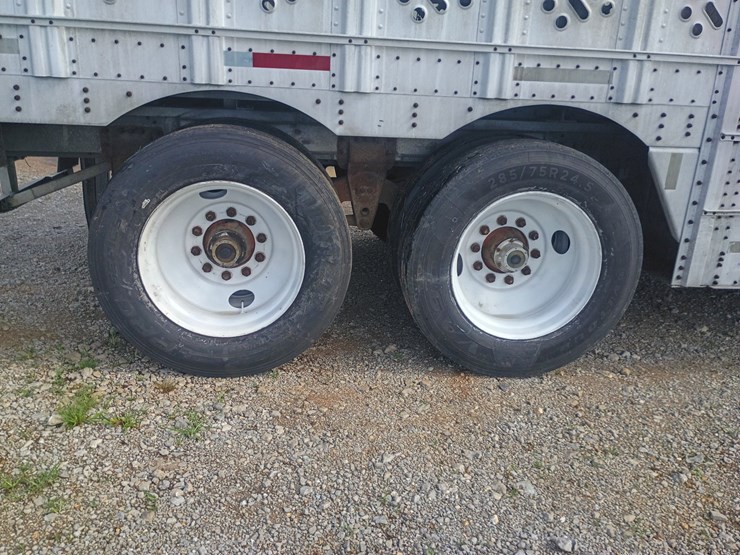 1985-wilson-livestock-trailer-image-41