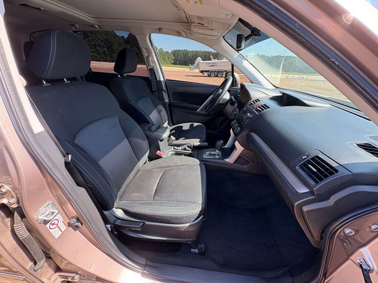 2014-subaru-forester-image-22