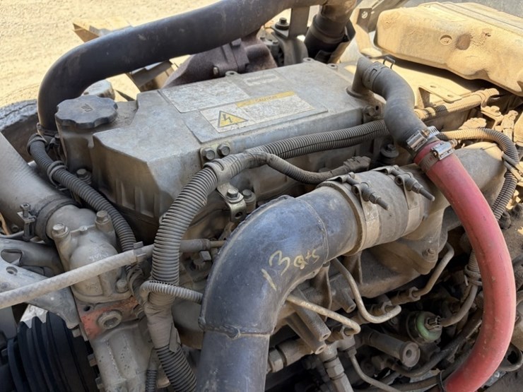 2001-isuzu-frr-image-11