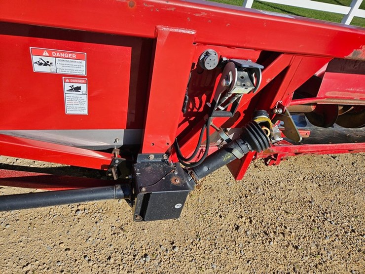 case-ih-2412-image-27