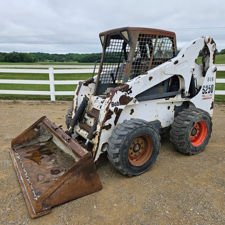 BOBCAT S250