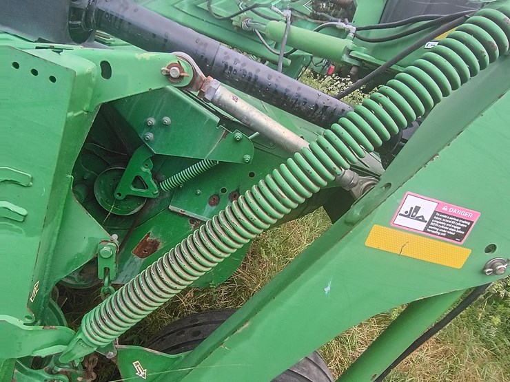 john-deere-946-image-21