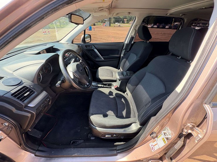 2014-subaru-forester-image-12