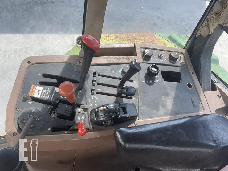 1995-john-deere-7200-image-10