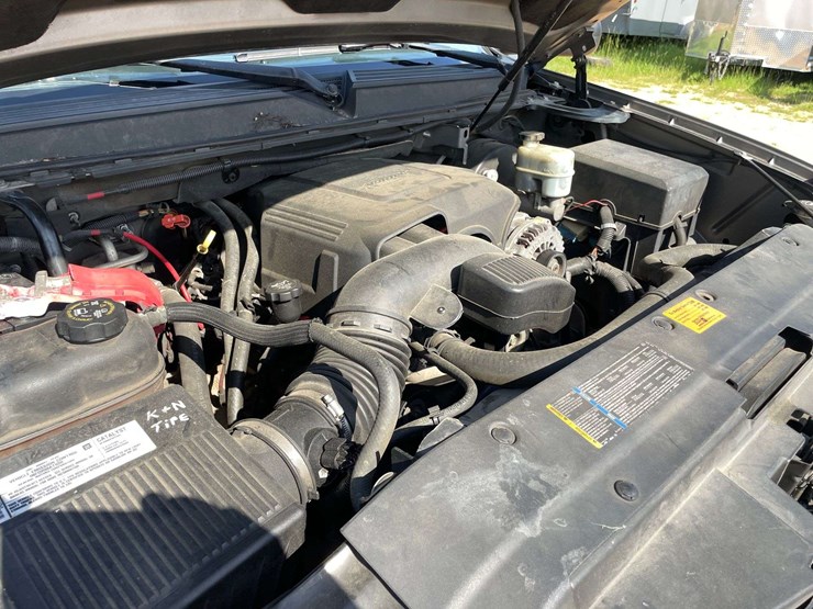2007-chevrolet-avalanche-ls-image-8