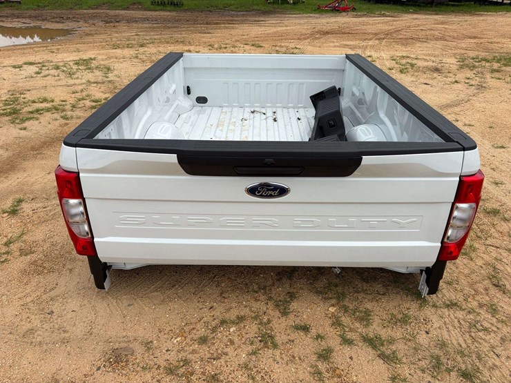 2021-ford-f250-image-6
