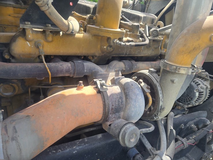 2004-peterbilt-378-image-46