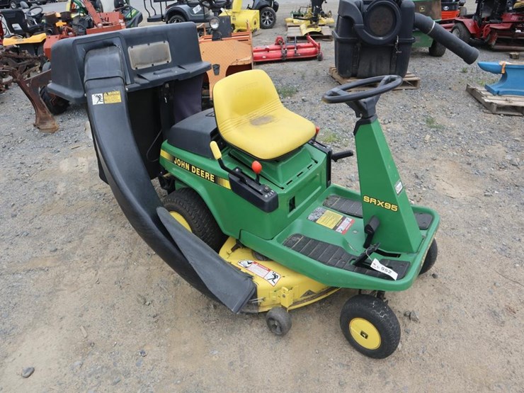 john-deere-riding-mower-image-2