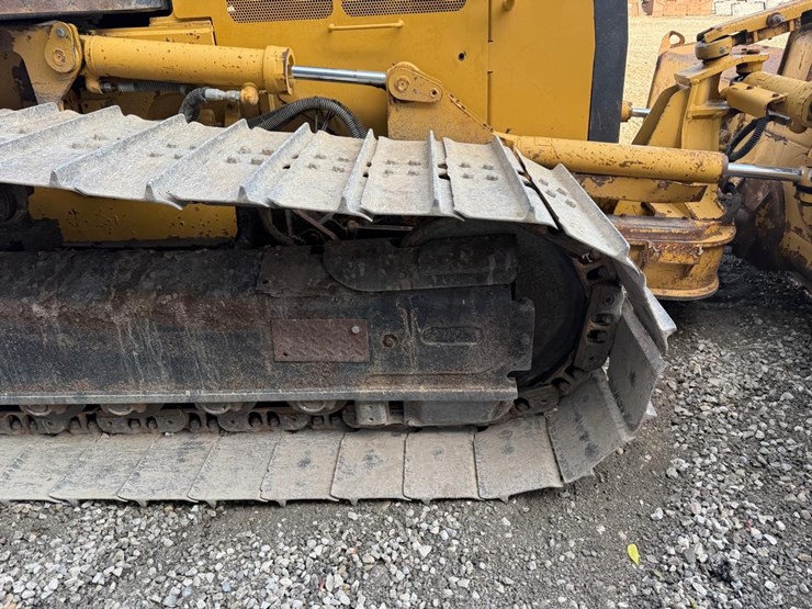 caterpillar-d3k-lgp-image-14