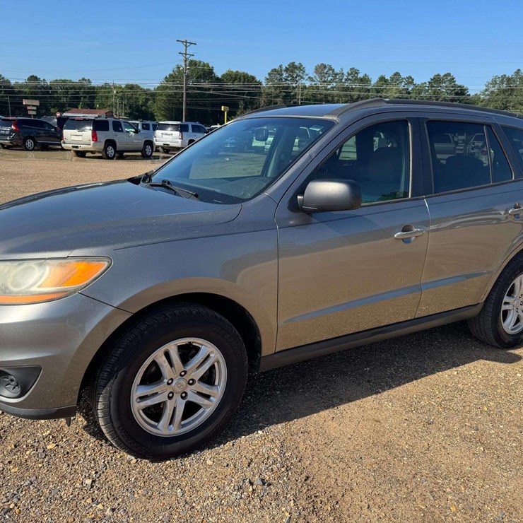 2011 HYUNDAI SANTA FE