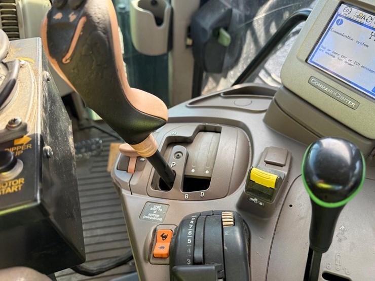 john-deere-6330-premium-image-22