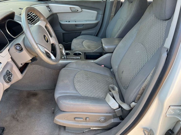 2012-chevrolet-traverse-image-20