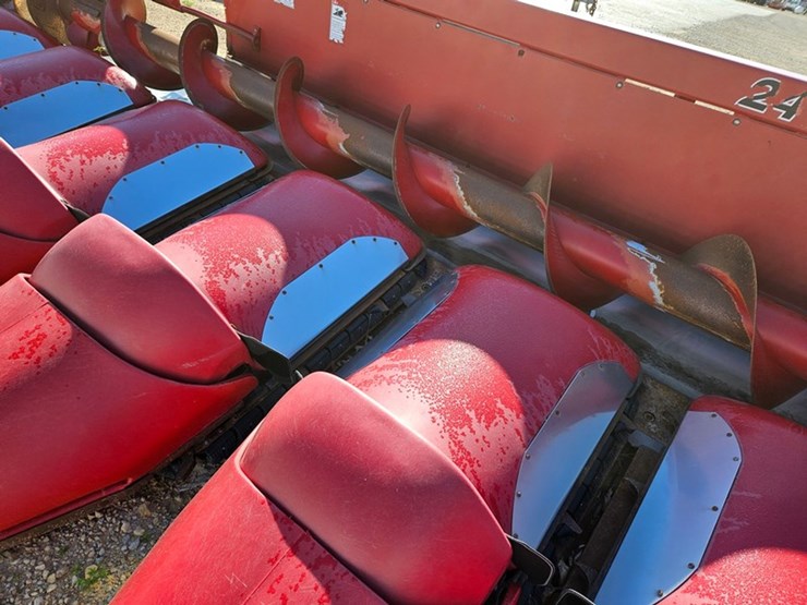 case-ih-2412-image-18