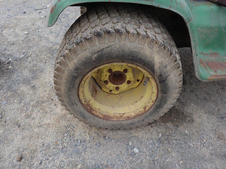 john-deere-216-image-9