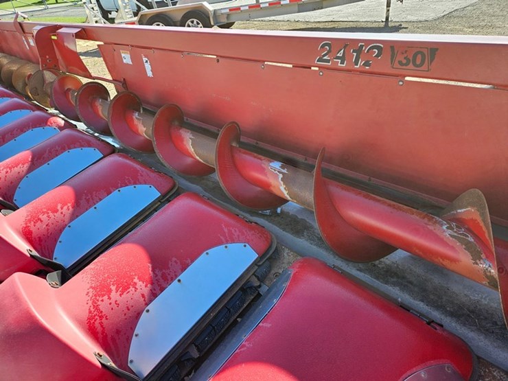 case-ih-2412-image-17