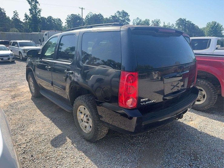 2008-gmc-yukon-image-6