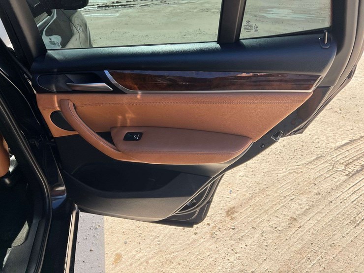 2016-bmw-x3-image-18