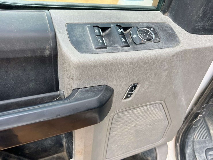 2020-ford-f250-sd-xl-image-24
