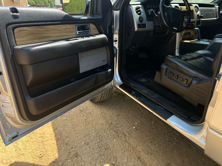 2011-ford-f150-lariat-image-12