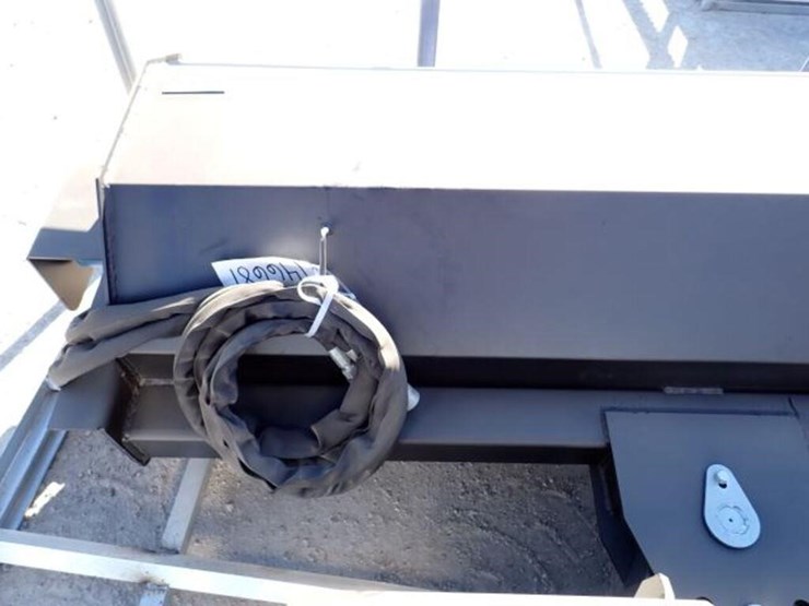 unused-greatbear-72-in.-angle-skid-steer-broom-image-10