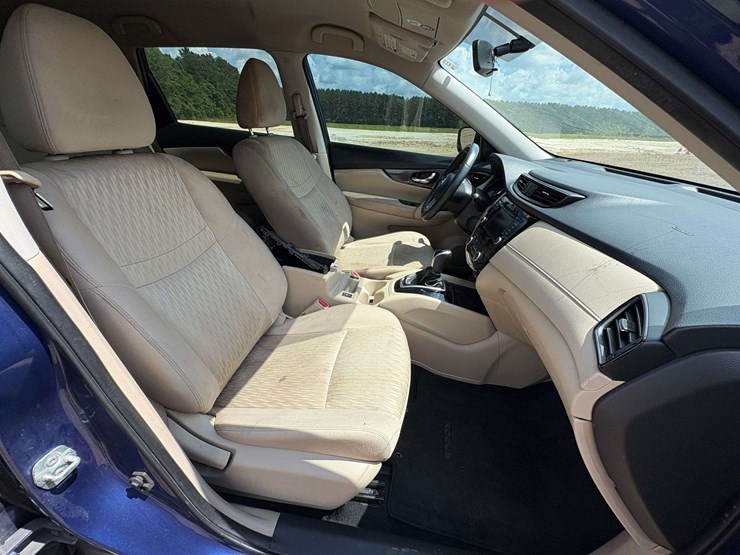 2018-nissan-rogue-image-18