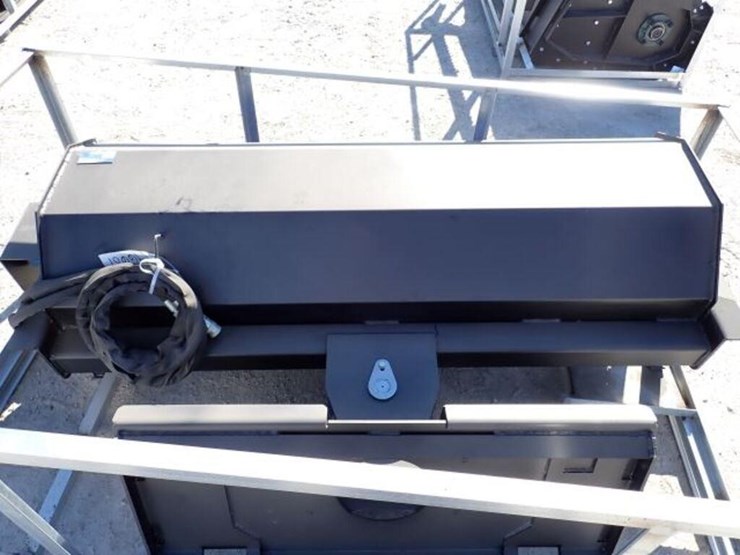 unused-greatbear-72-in.-angle-skid-steer-broom-image-9