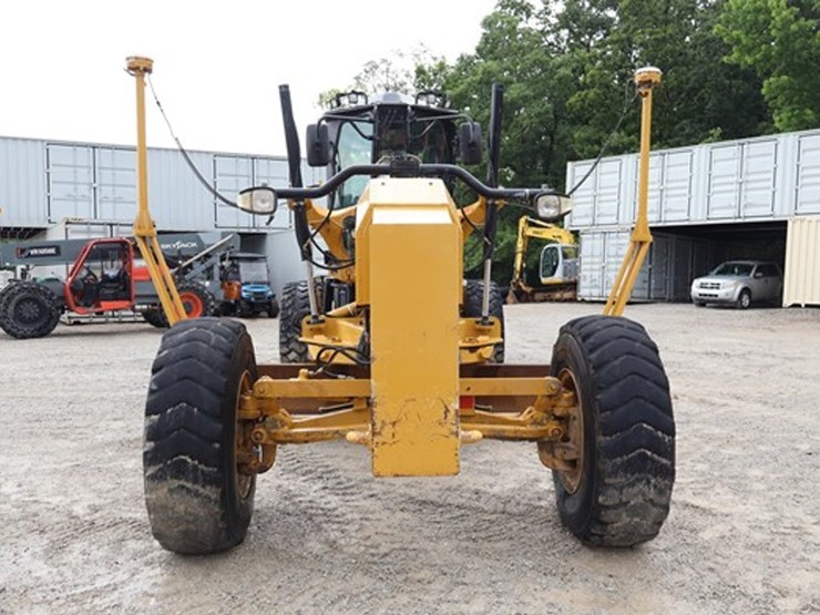 2016-caterpillar-140-image-9