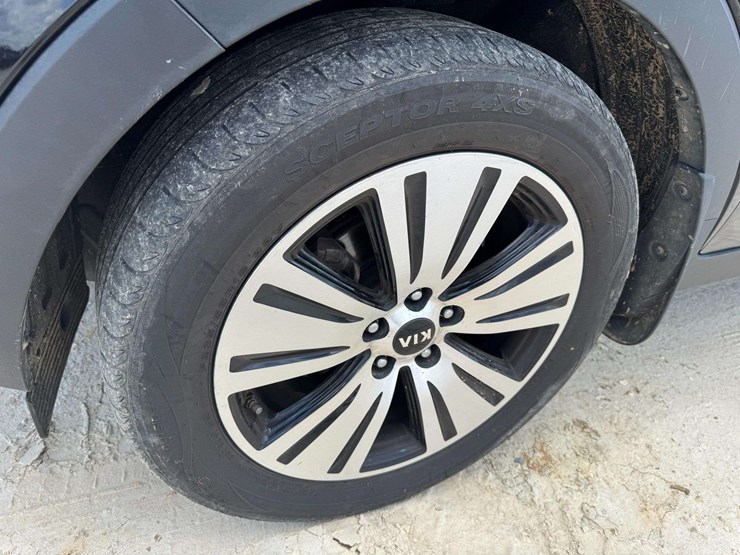 2014-kia-sportage-image-24