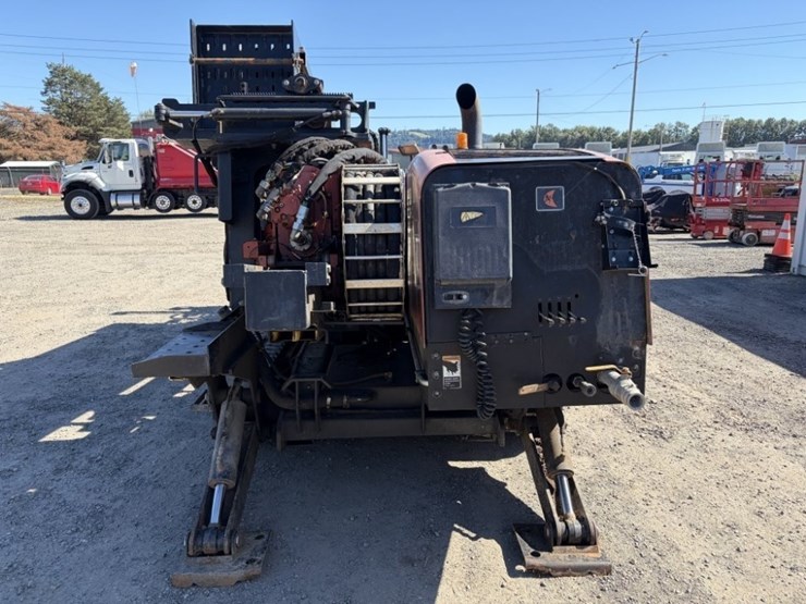 ditch-witch-jt3020-mach-1-image-9