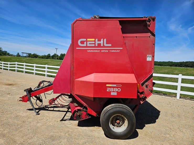 gehl-2880-image-2