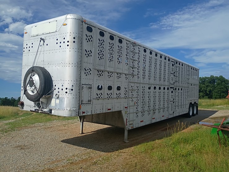 1985-wilson-livestock-trailer-image-5