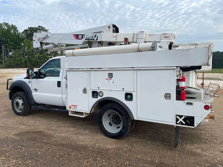 2014-ford-f550-image-2