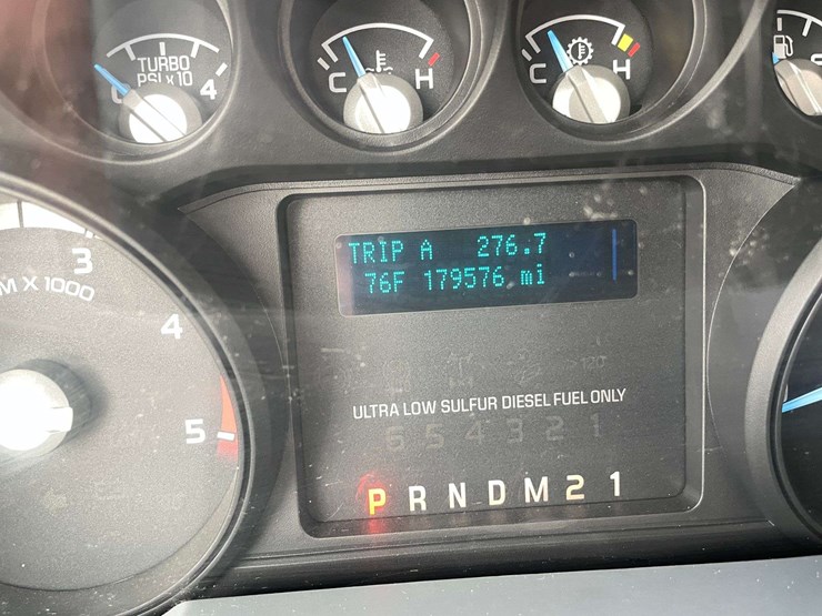 2014-ford-f550-image-28