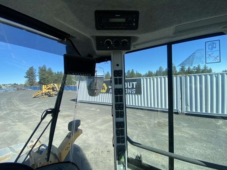 2019-volvo-l60h-image-15