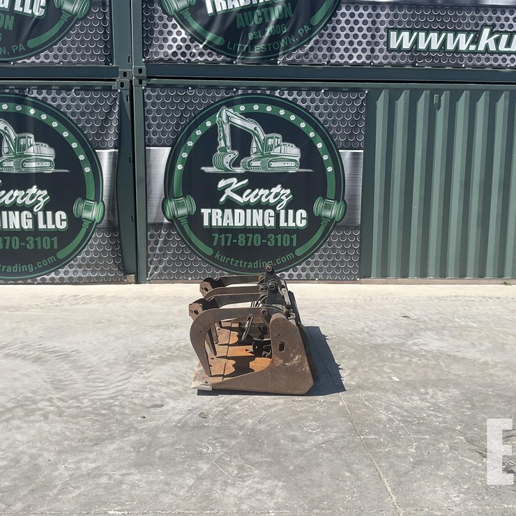 BOBCAT 68" GRAPPLE