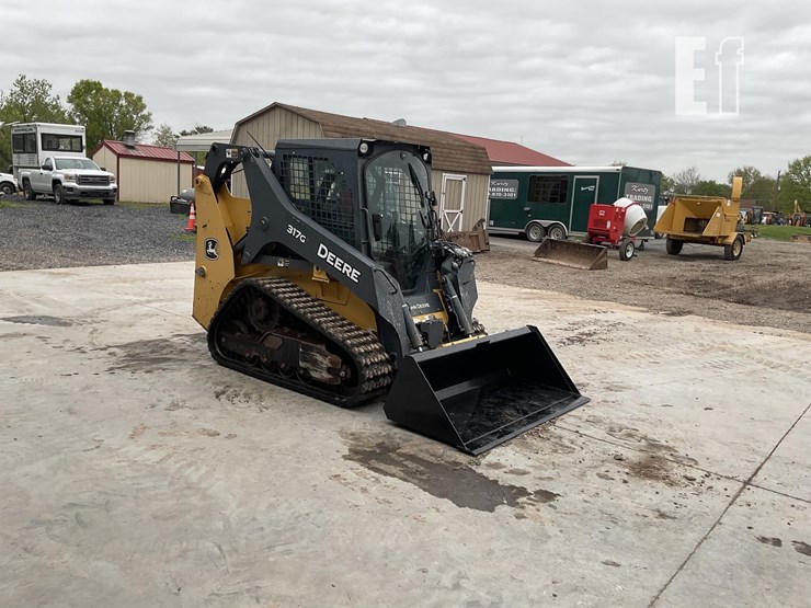 2018-deere-317g-image-6
