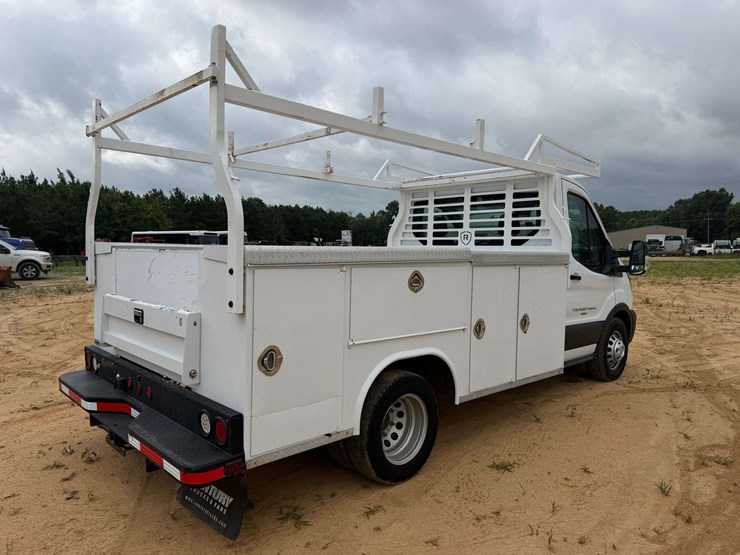 2021-ford-transit-image-3