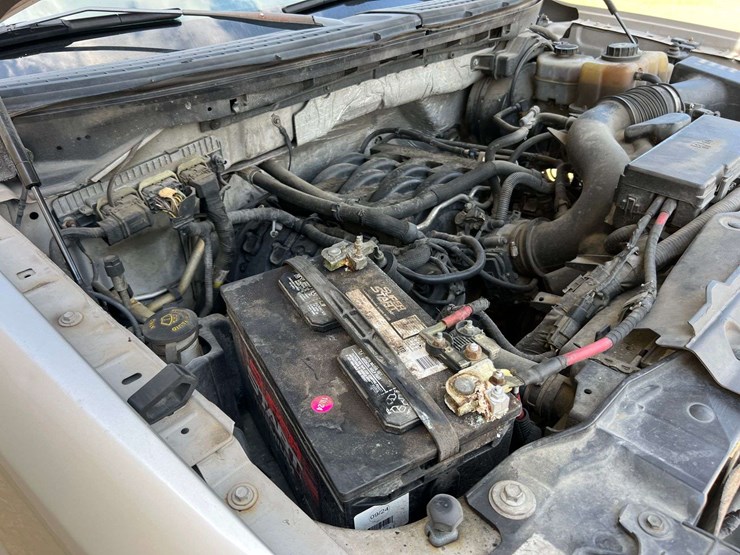 2011-ford-f150-lariat-image-44