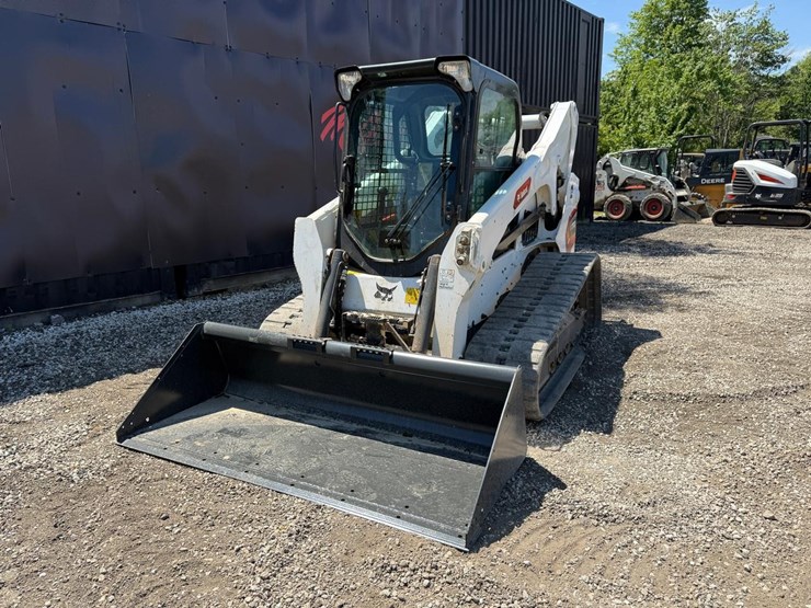 2024-bobcat-t770-image-8