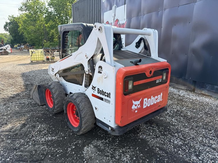 bobcat-s570-image-2