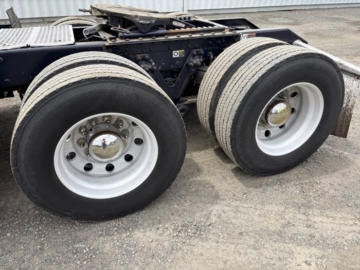 2016-kenworth-t680-image-20