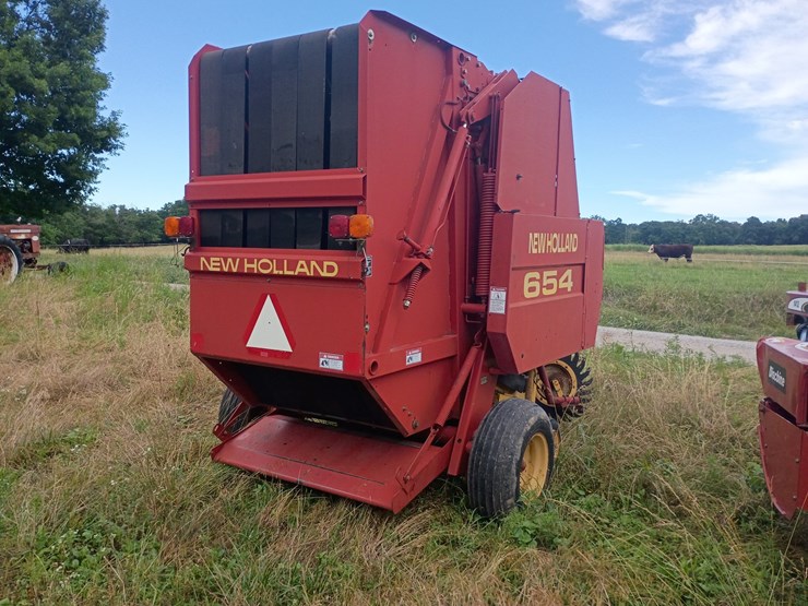 new-holland-654-image-5