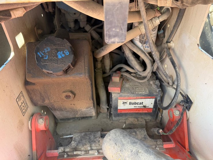 2019-bobcat-mt85-image-16